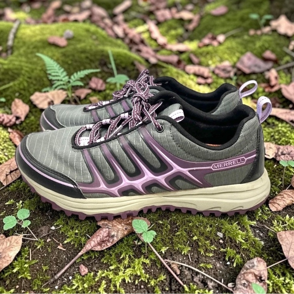 Merrell Versatrail Women's 8 Trail Running Hiking Shoes Purple Gray Outdoor